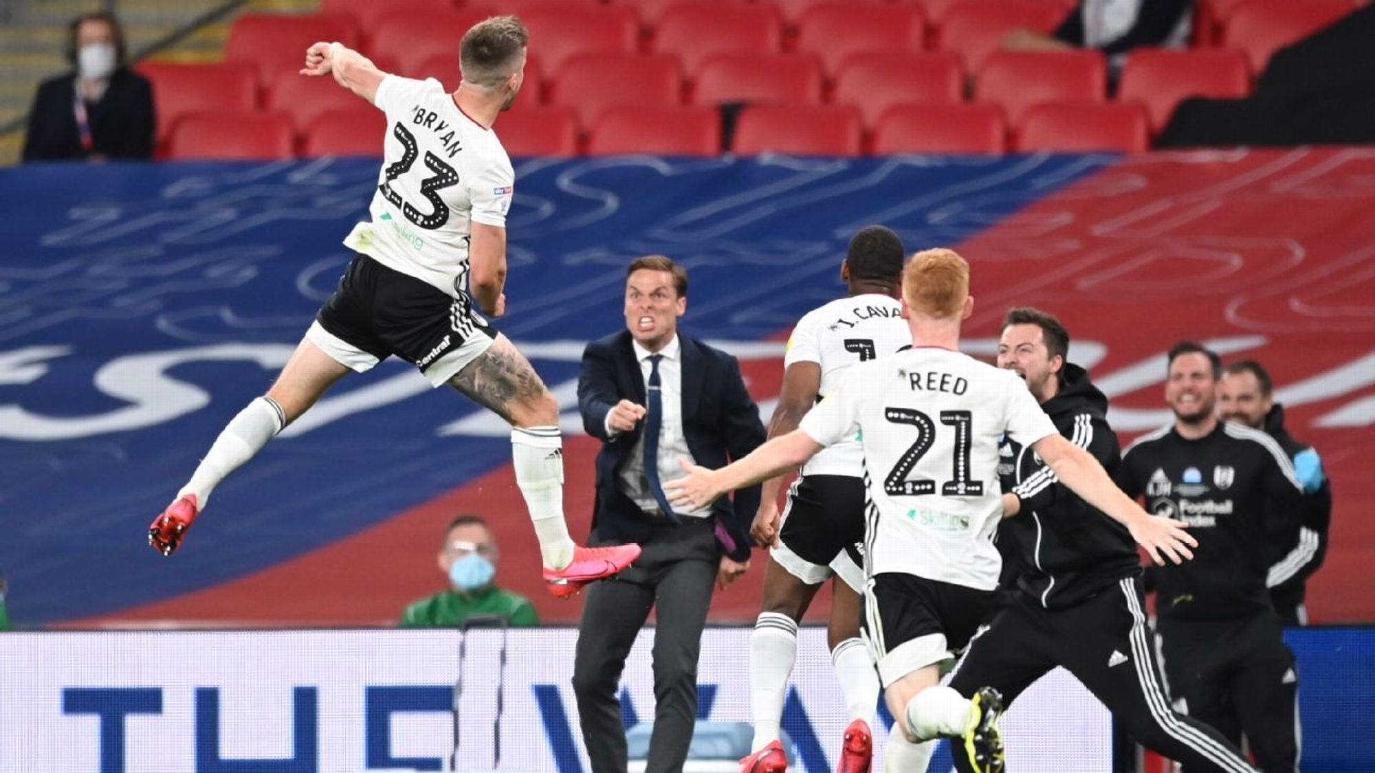 纽卡斯尔再 纽卡斯尔再